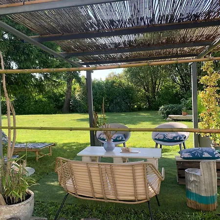 Batisse En Pierre Xvii Siecle 115 M² Avec Terrasse Villa Ambares-et-Lagrave