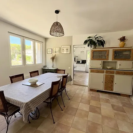 Domaine Leyre Et Le Gua Bâtisse Du Xvii Siècle - Terrasse Privée Et Parc *